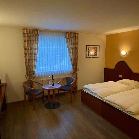Hotel Haus Hubertus Elsdorf المظهر الخارجي الصورة