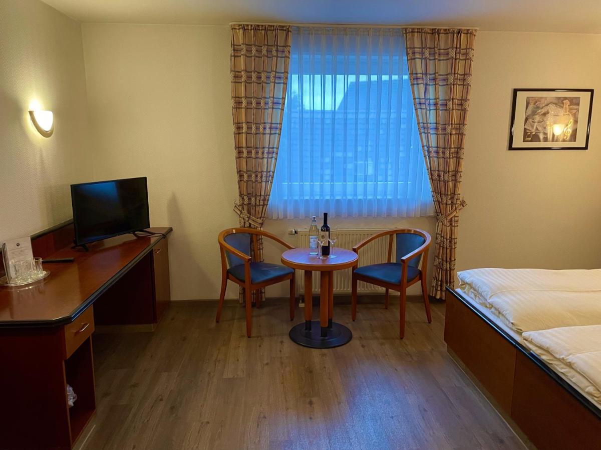 Hotel Haus Hubertus Elsdorf المظهر الخارجي الصورة